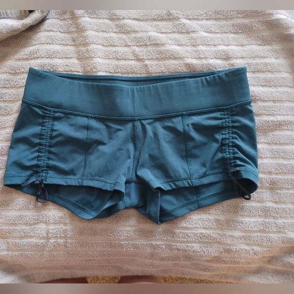 lululemon athletica Pants - Lululemon shorts